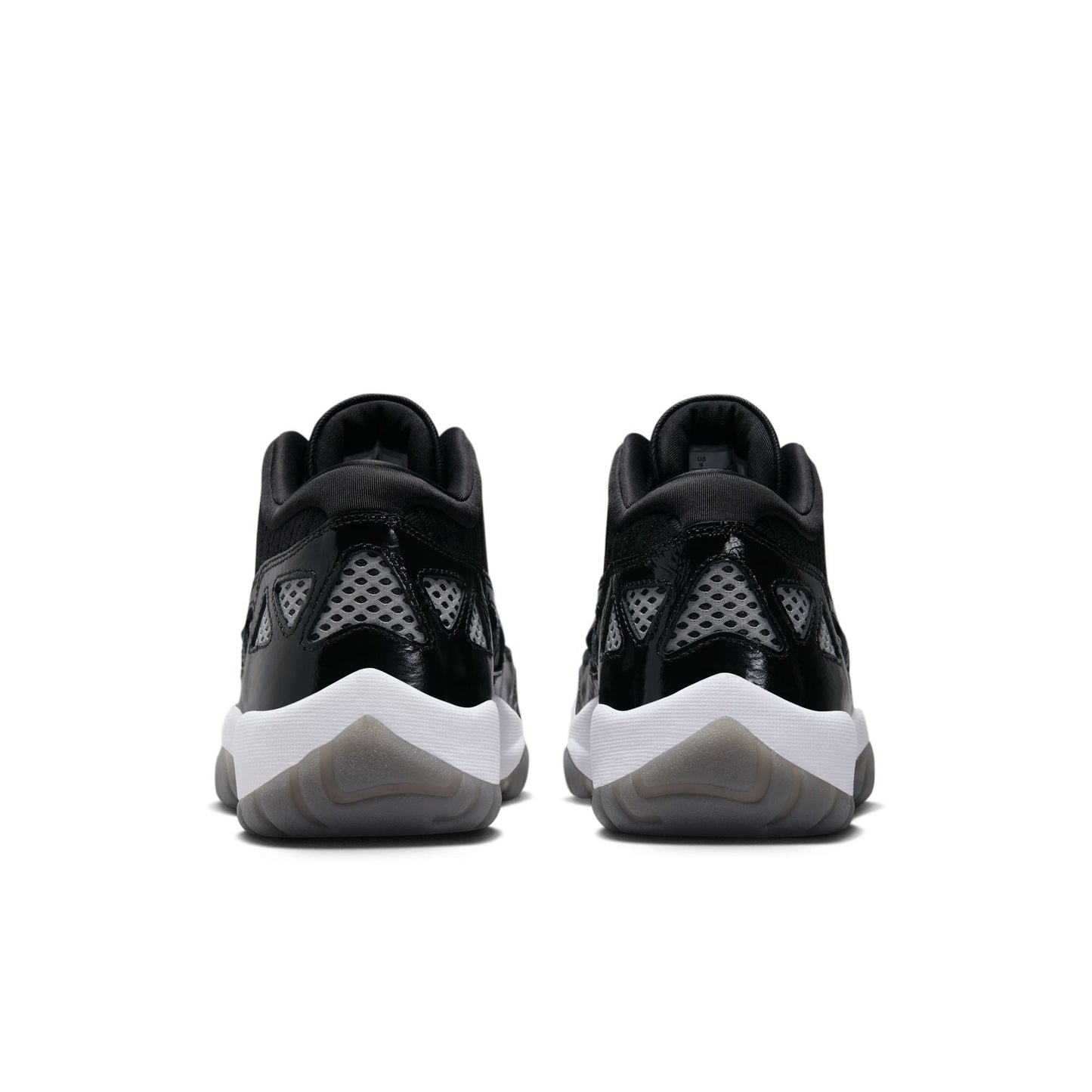 Air Jordan 11 Retro Low IE - Black/White