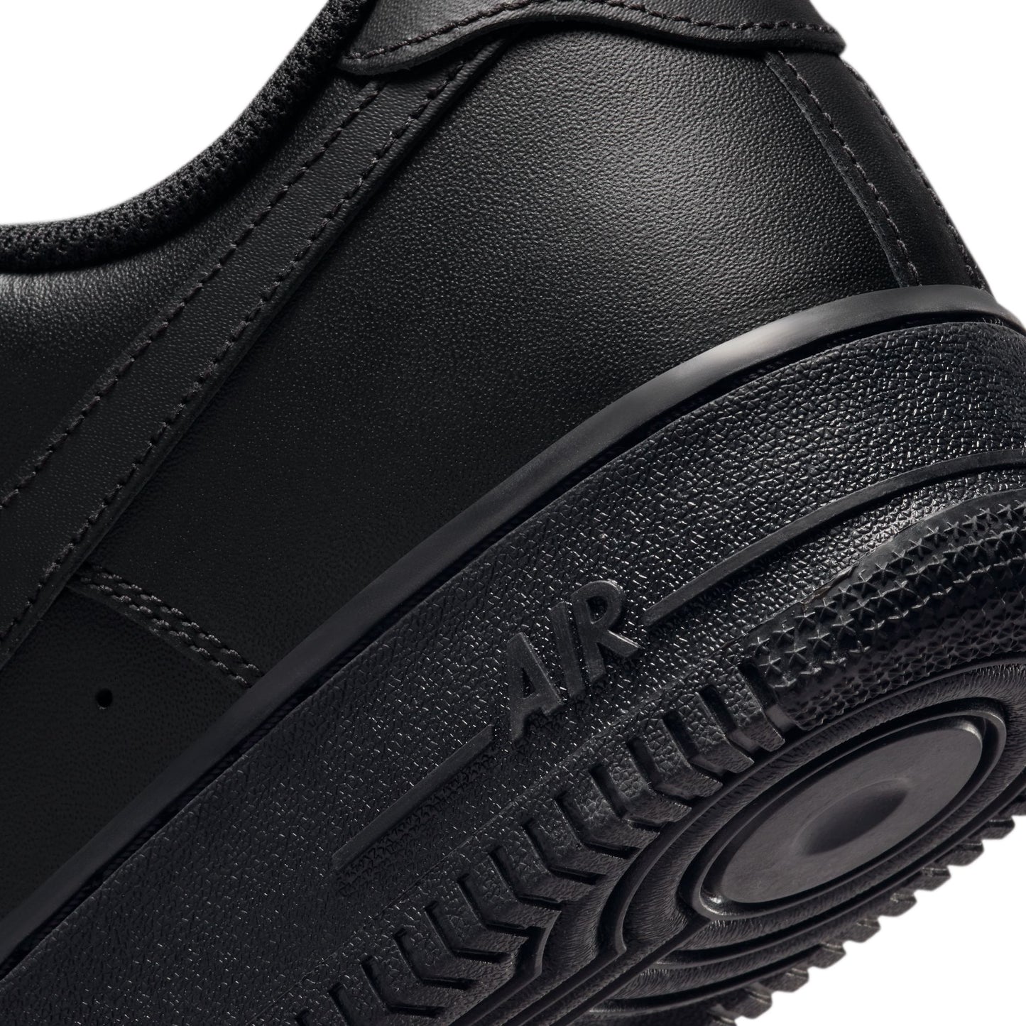 Men's Nike Air Force 1 '07 - Black/Black