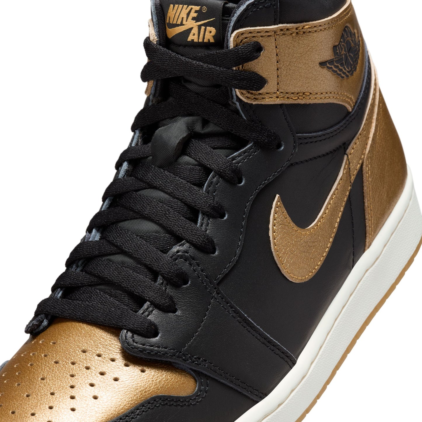 Men's Air Jordan 1 Retro High - "Black and Gold"