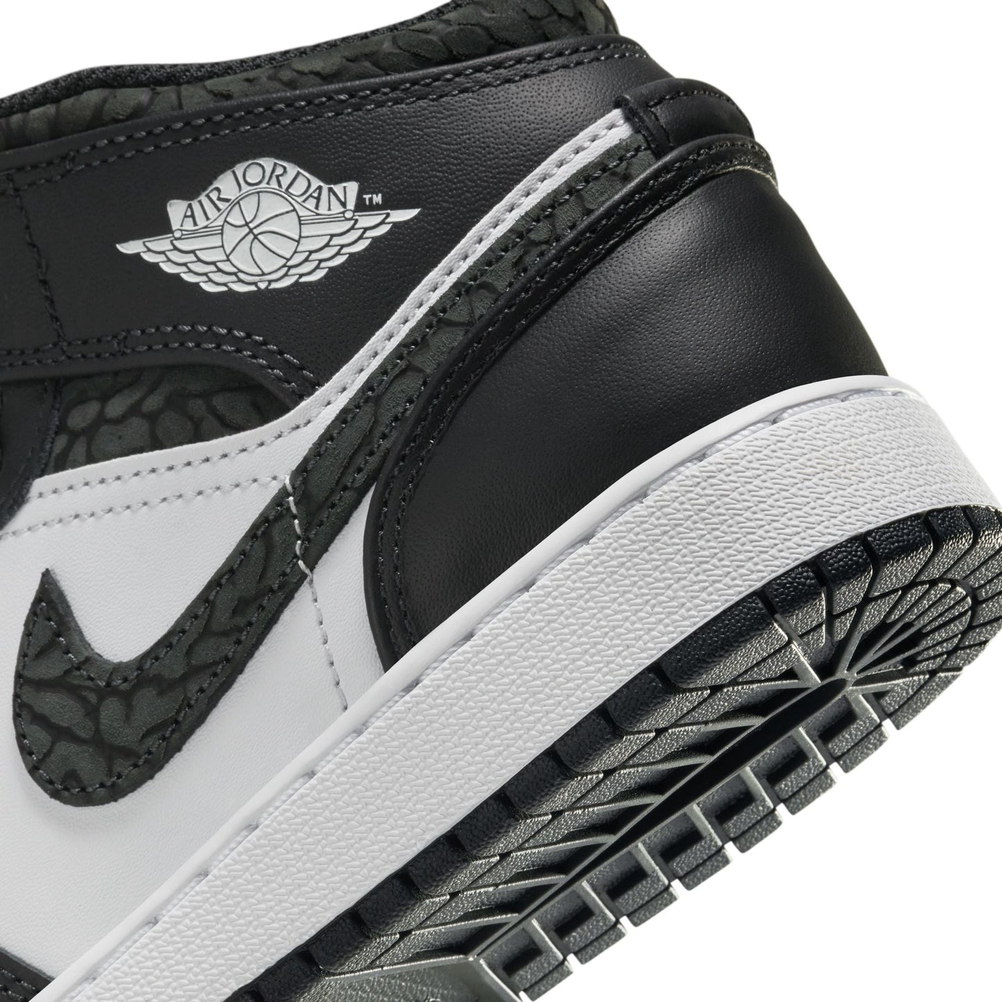 Big Kid's Air Jordan 1 Mid - "Off Noir"