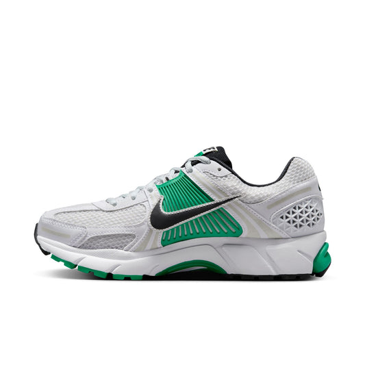 Women's Nike Zoom Vomero 5 - 