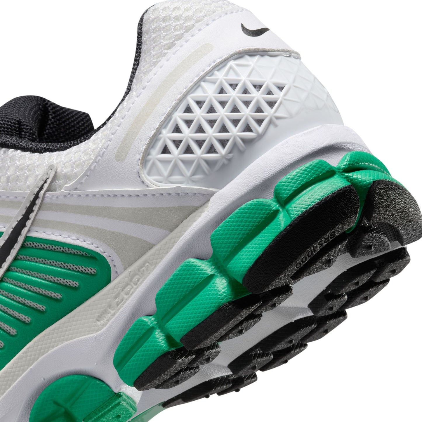 Women's Nike Zoom Vomero 5 - "Stadium Green"