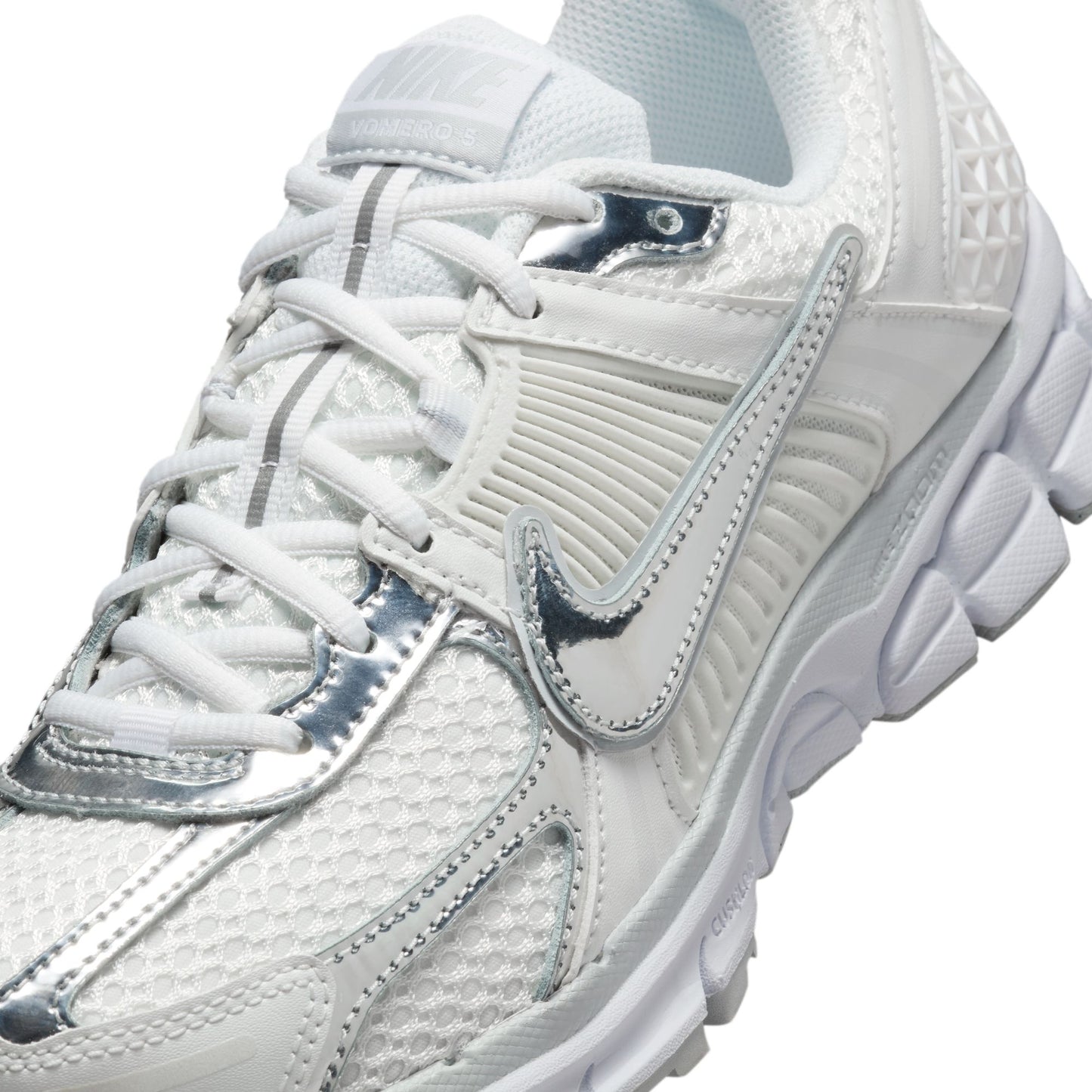 Women's Nike Zoom Vomero 5 - "White Metallic"