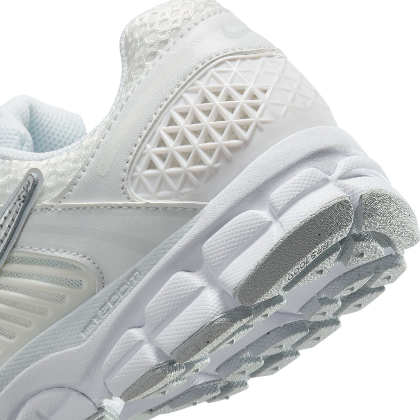 Women's Nike Zoom Vomero 5 - "White Metallic"