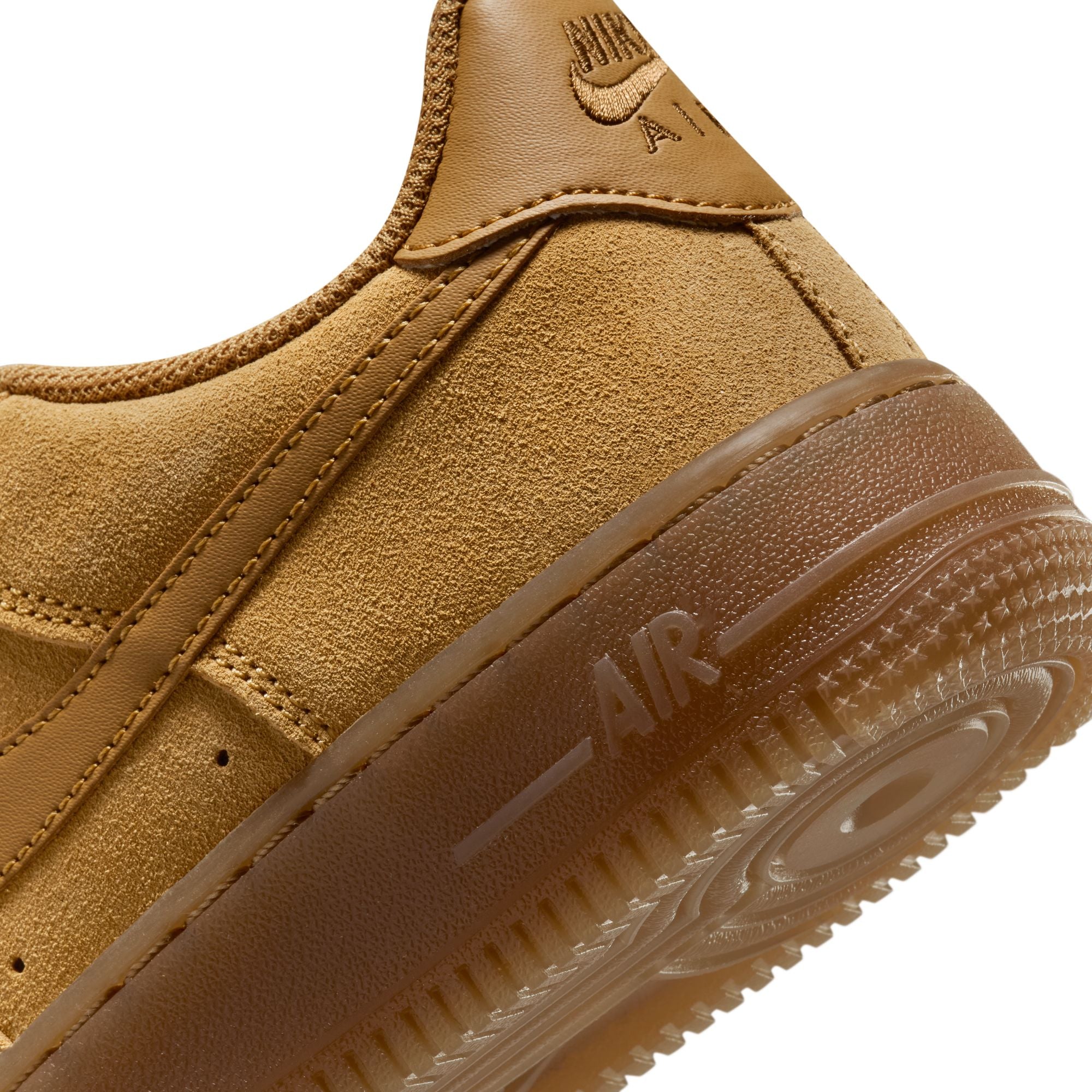 Nike Air Force 1 good wheat gum bottom