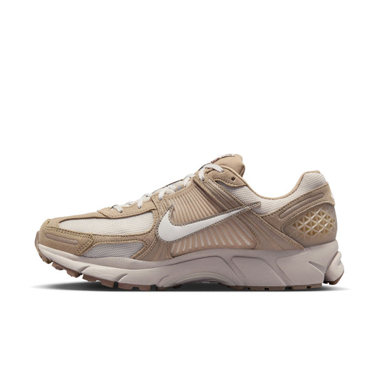 Men's Nike Zoom Vomero 5 - 