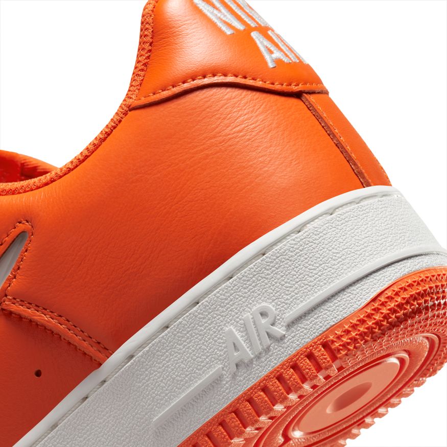 Men's Nike Air Force 1 Low Retro - Safety Orange